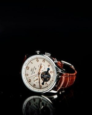 Rose Gold Mesh Minimalist Watch