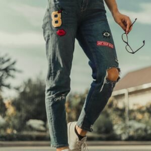 Wide-Leg Jeans